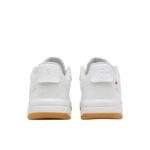 נעלי און קלאוד | On The Roger Clubhouse Pro Tennis Shoes White/Ivory
