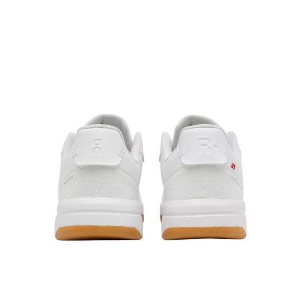 נעלי און קלאוד | On The Roger Clubhouse Pro Tennis Shoes White/Ivory
