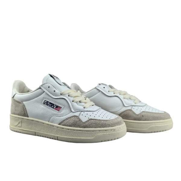 נעלי אוטרי | Autry Medalist Low White Suede