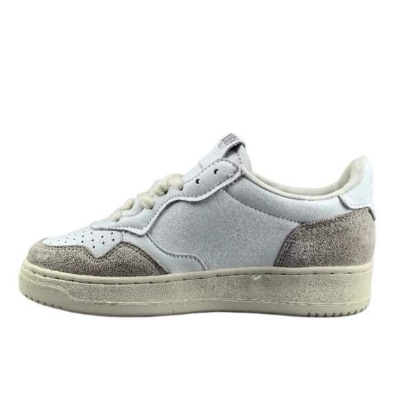 נעלי אוטרי | Autry Medalist Low White Suede