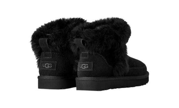 נעלי האג | UGG Women's Classic Ultra Mini Chalet Black