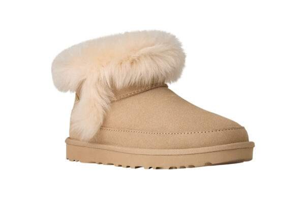 נעלי האג | UGG Women's Classic Ultra Mini Chalet Sandcastle