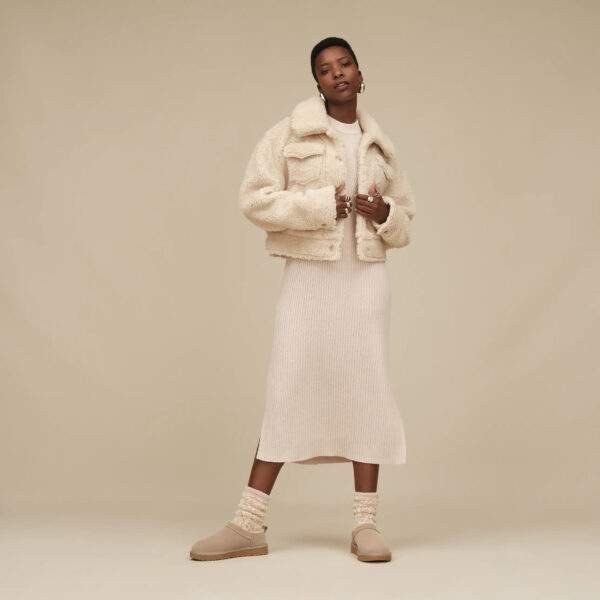 נעלי האג | UGG Women's Classic Micro Sand
