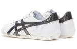 נעלי אוניטסוקה טייגר | Onitsuka Tiger Runspark 'White Black'