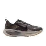 נעלי ריצות נייק | Nike Vomero 18 Medium Ash/Black