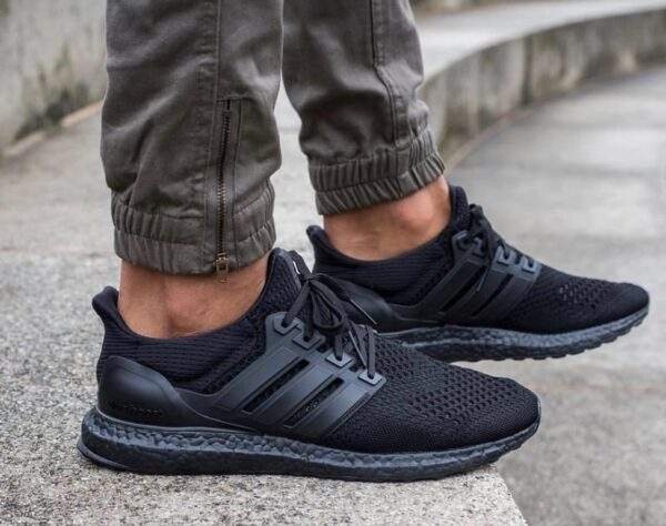אדידס ריצה נעלי | Adidas UltraBOOST 1.0 Core Black