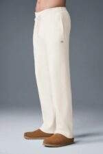 נעלי אלו יוגה | Alo Yoga Recovery Slipper