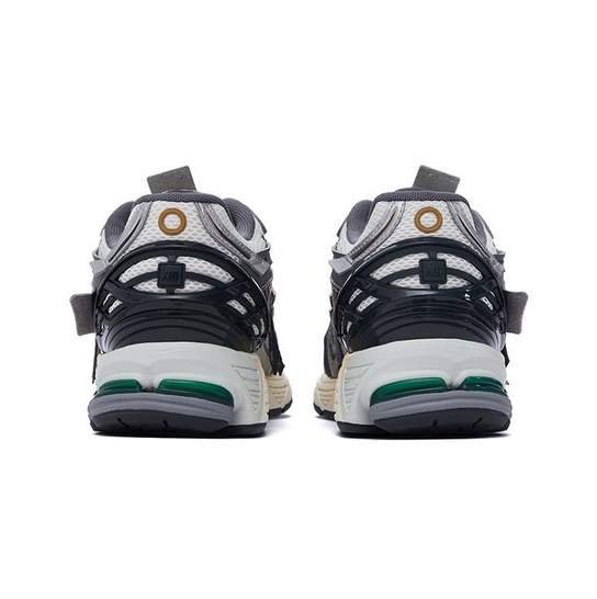 נעלי ניו באלאנס | New Balance 1906A Silver