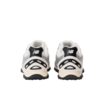 נעלי ניו באלאנס | New Balance 204L Unisex Sports Shoes Metallic Silver-Coloured/ Black