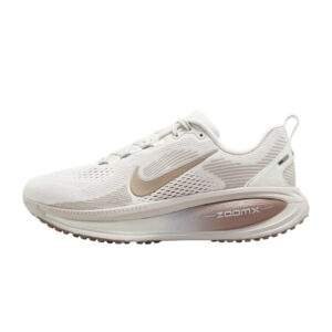 נעלי ריצות נייק | Nike Vomero 18 Road Running Shoes Light Bone/Phantom