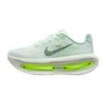 נעלי ריצות נייק | Nike Vomero Premium Road Running Shoes Light Green/Light Volt
