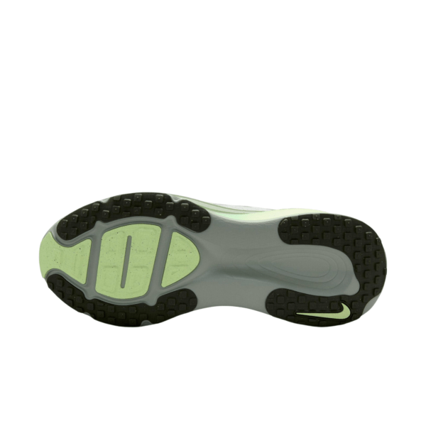 נעלי ריצות נייק | Nike Vomero 18 Road Running Shoes Light Silver/Barely Volt