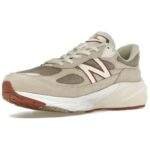נעלי ניו באלאנס | New Balance x Loro Piana 990 v6 'Raw Cashew'