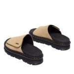 סנדלי דר מרטינס פלטפורמה | Dr. Martens Zebzag Suede Platform Slides Tan