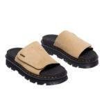 סנדלי דר מרטינס פלטפורמה | Dr. Martens Zebzag Suede Platform Slides Tan